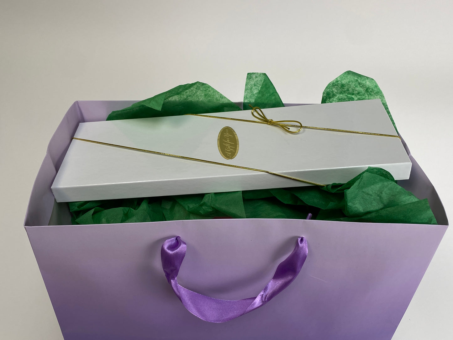 White Men's Tie Gift Boxes Socks Gift Boxes 4 pack with Gold Bow Pre-Tied String